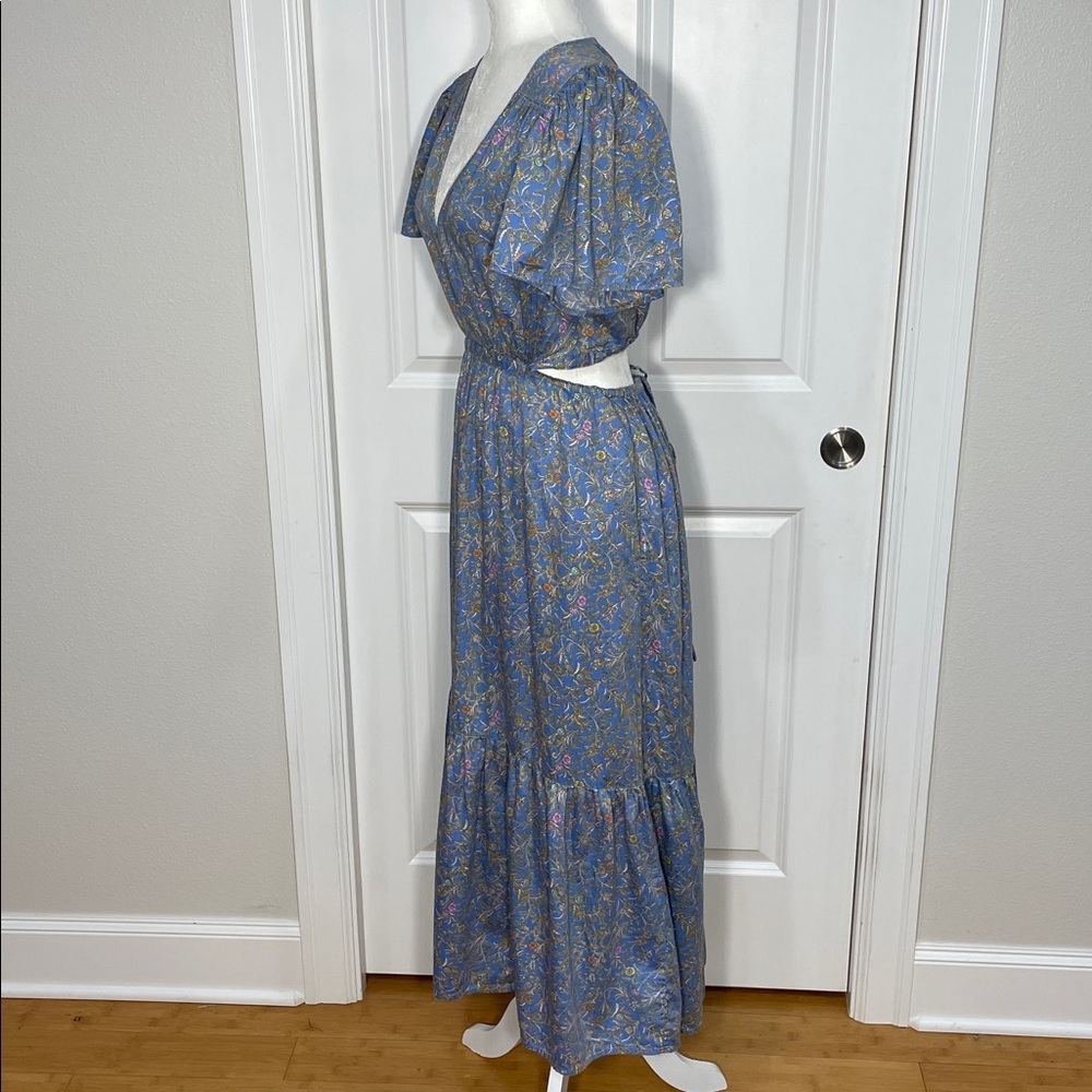 XíRENA Gabrielle Cutout Dress Size Large Blue Floral Midi V Neck Flutter Sleeve - Picture 10 of 16